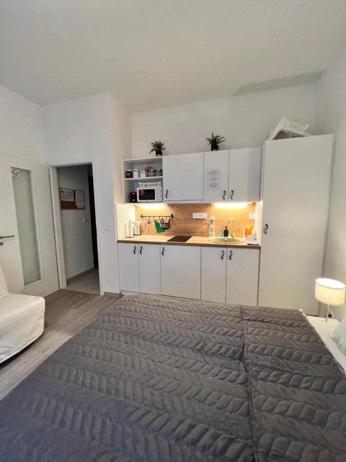 Maria Apartment Liben Praha Eksteriør bilde