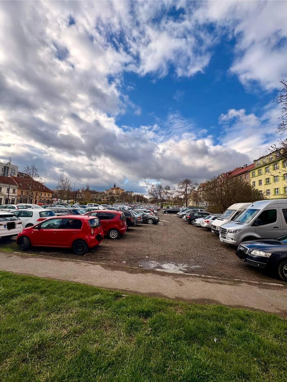 Maria Apartment Liben Praha Eksteriør bilde